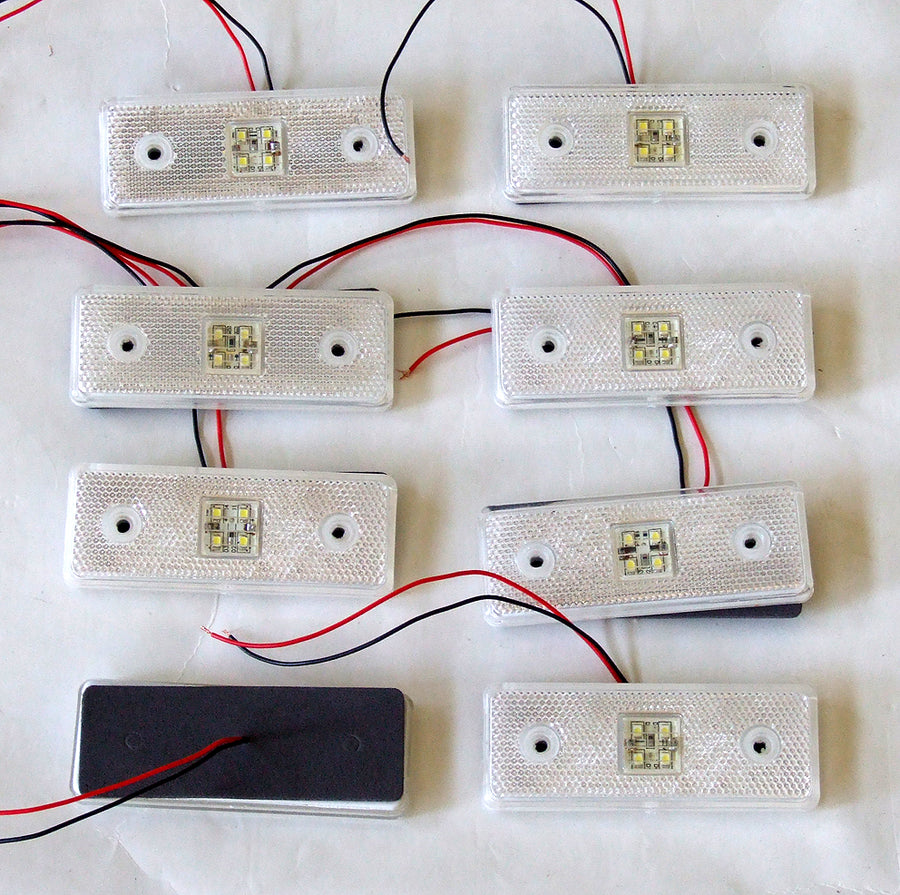 24V Диоден 4 LED ЛЕД Маркер габарит токос светлина за камиони бус ван ремарке каравана - 110 мм х 40 мм - бял MAR032