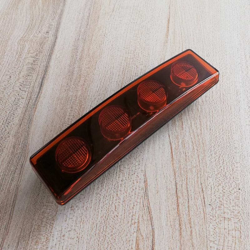 1бр Оранжев преден габарит LED сенник маркер за Скания Scania - 180mm x 40 mm с букса