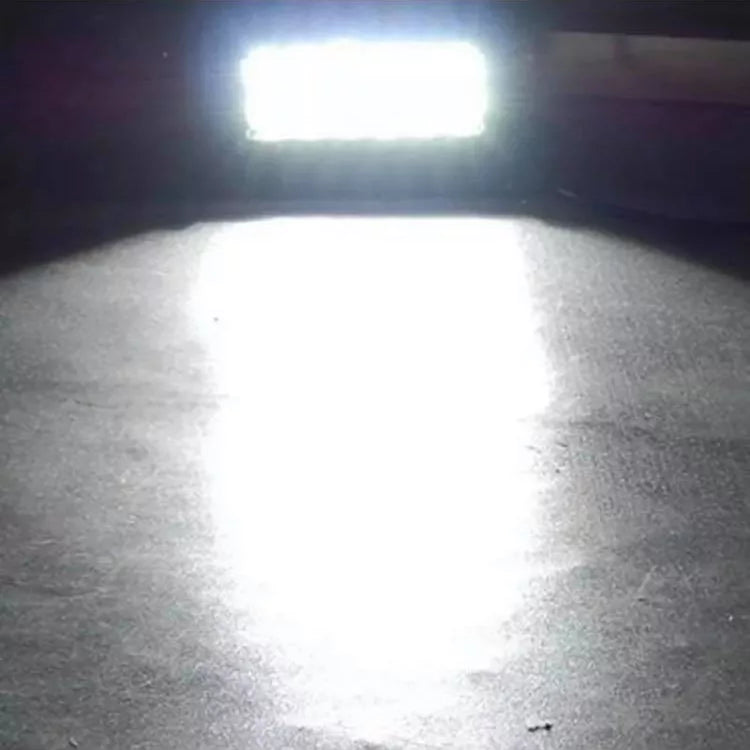 LED бар 36W, 12 диода x 3W, долно захващане