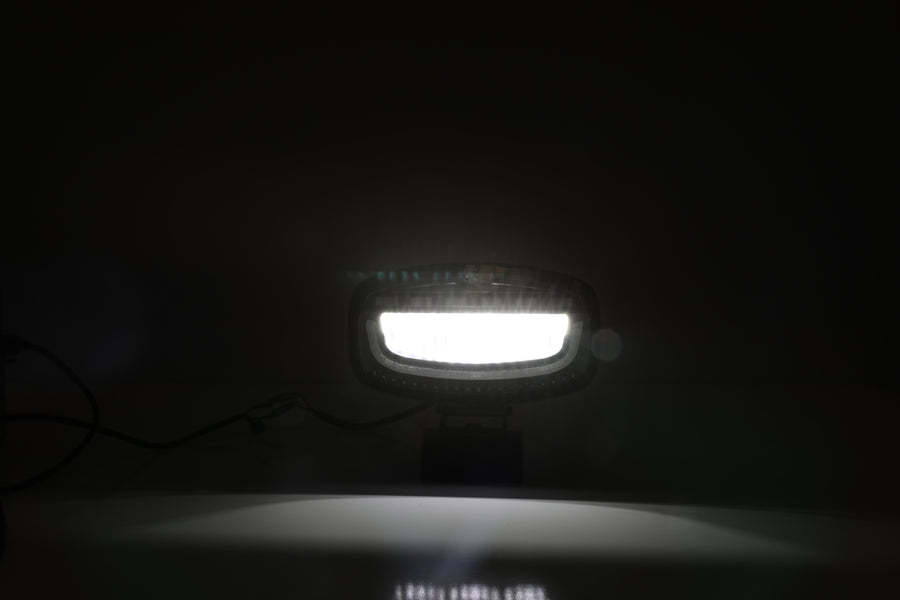 Универсален LED диоден халоген с DRL дневни светлини бяло/жълто и аварийна сигнална блиц оранжева светлина 12-24V 3500 лумена