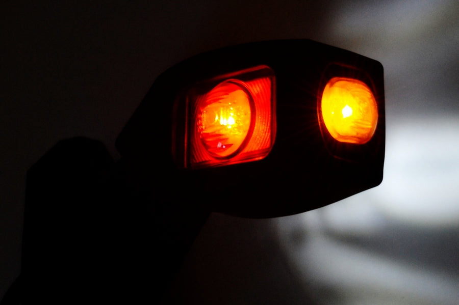 LED рогче косо, късо Ж/Б/Ч дясно, 12-24V