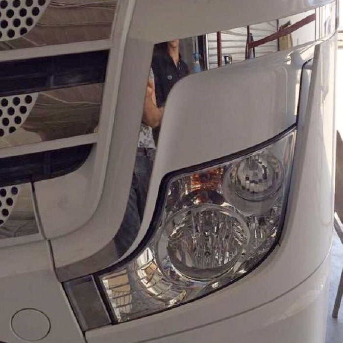 Декорация за фарове за Mercedes Actros MP4