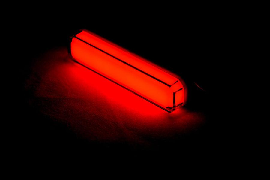 Червен LED неон габарит 12/24V, с клипс монтаж