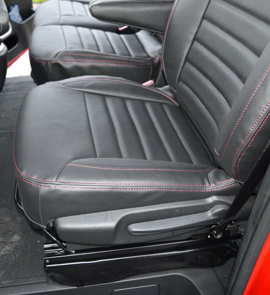 Кожена тапицерия за седалки, Черна с Червен шев за Renault Master, Opel Movano 2011-2020, 2+1