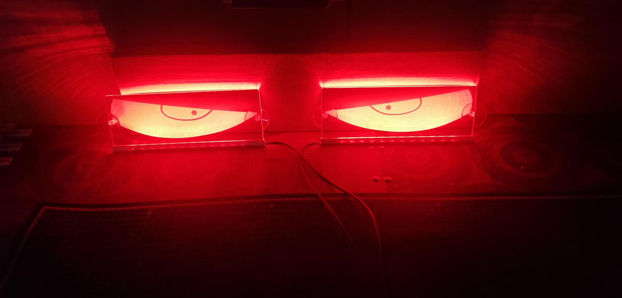 Табела DEVIL EYES, 2x 50см., комплект