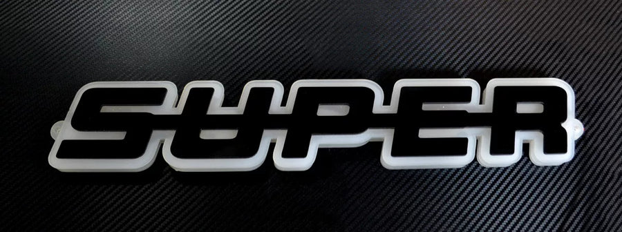 Огледална табела с никелиран надпис "Super", за решетка, 12/24V