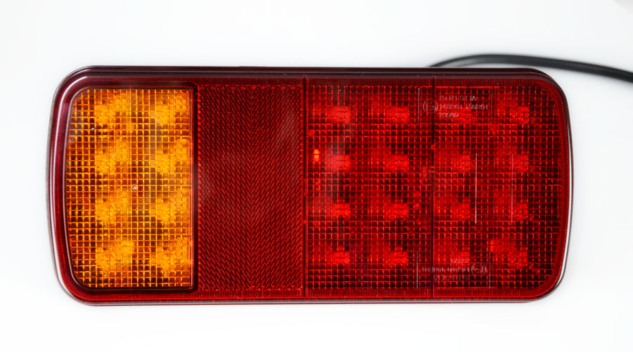 Заден LED диоден стоп с 3 функции, 2m кабел, е-марк, 10-30V