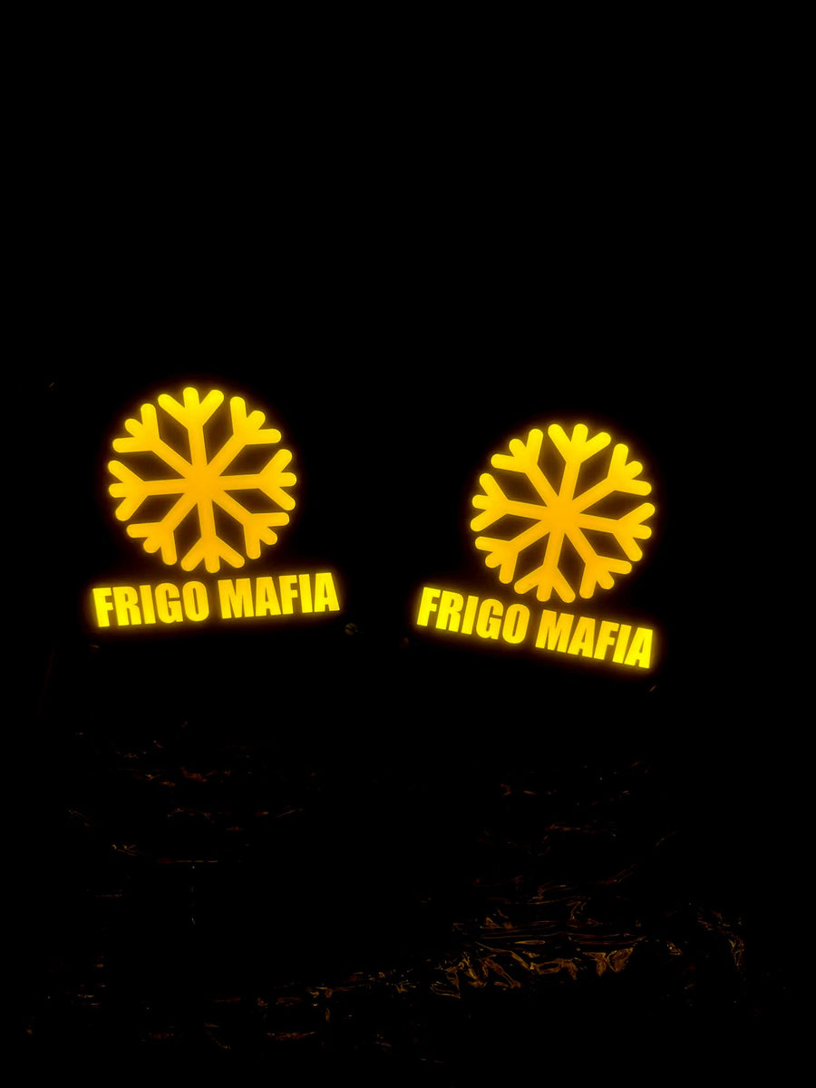 Черни вътрешни табели за предно стъкло "Frigo Mafia", жълти - 24V