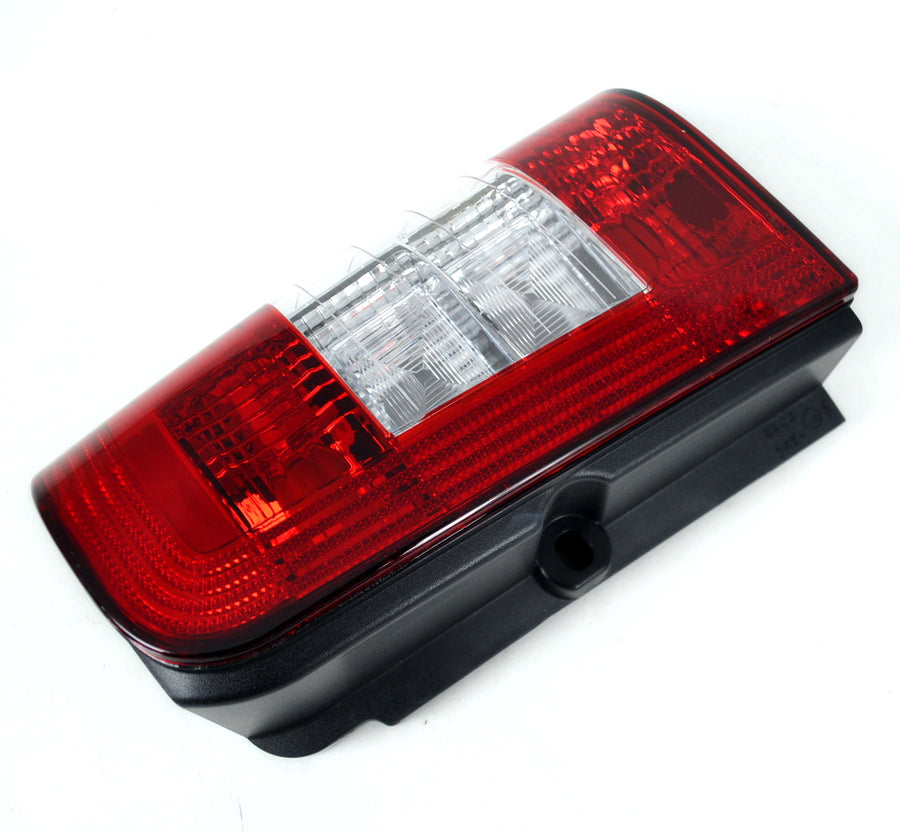 Десен стоп за Peugeot Partner / Citroën Berlingo (хоризонтална врата) 2005–2008 – RH