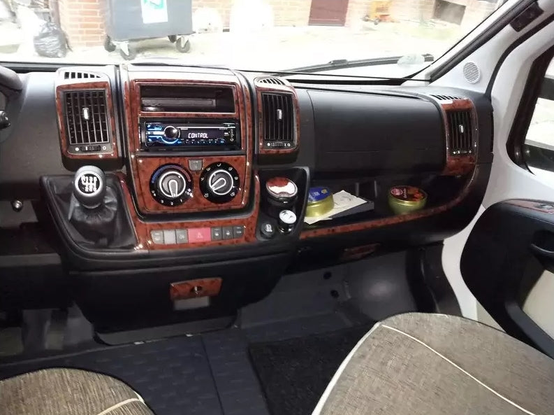 Силиконов стикер Махагон за Fiat Ducato/Citroen Jumper/Peugeot Boxer 2006-2014