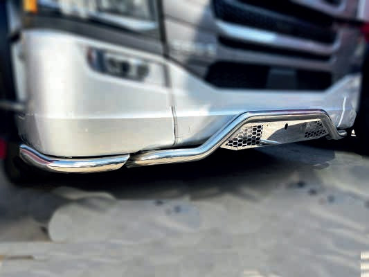 Ролбар от 3 части под предна броня за SCANIA S/R