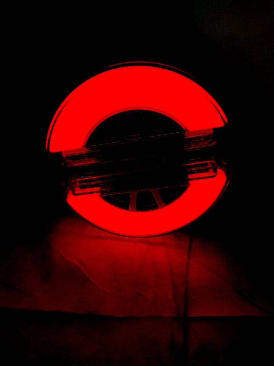 Кръгъл LED неон стоп с динамичен мигач - 12/24V