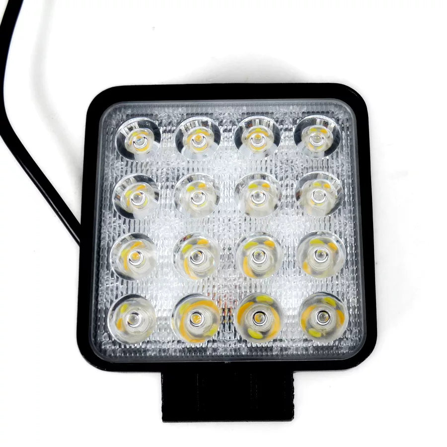 LED халоген с мигач и флаш бяло/жълто, 48W