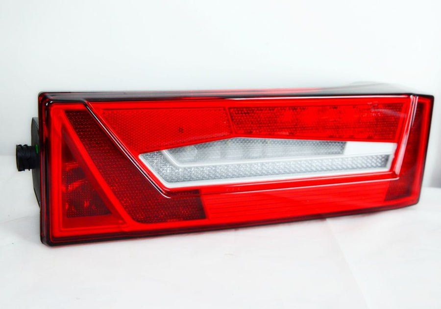 Диоден стоп с осветление за номер, LED за Scania R, S, P, G, NGS, NGT, с букса, LUX - ляв