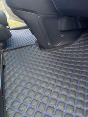 Кожена стелка за Honda CRV 2007-2011 г. черна с двоен син шев