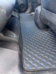 Кожена стелка за Honda CRV 2007-2011 г. черна с двоен син шев