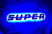 Огледална табела с никелиран надпис  Super, външна. за решетка, 24V, синя