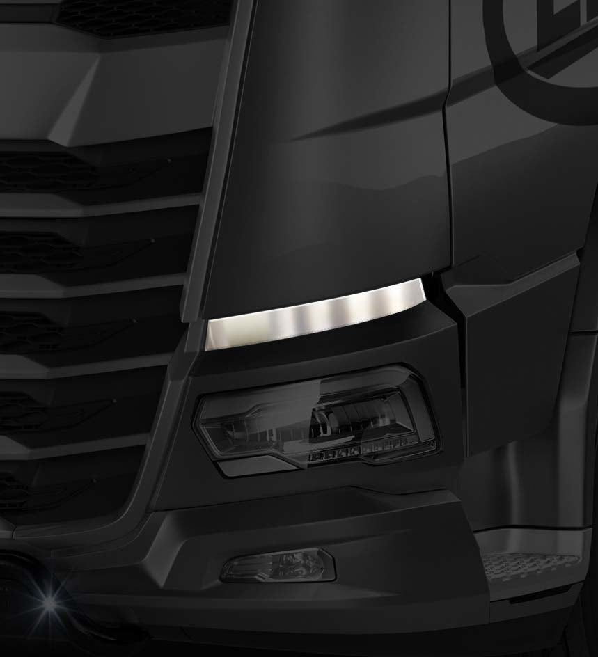 Лайснa спойлер над халогена за DAF XF, XG, XG+, огледална неръждавейка