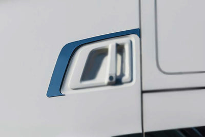 Декорация около дръжка на врата за Scania S/R 2017+