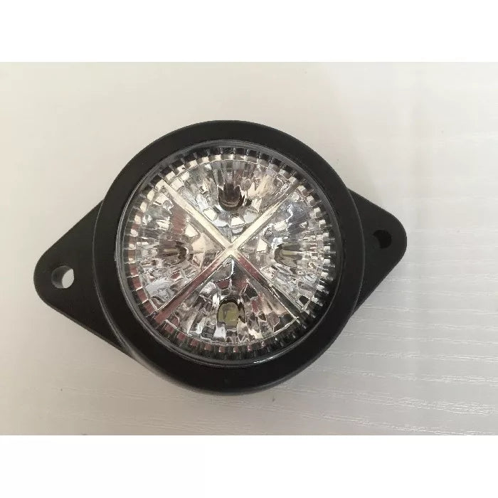 LED габарит с 4 диода  24V, бял