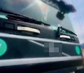 Щамповани декорации под предно стъкло за Volvo FH4, 2013-2020